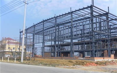 Pembentukan Bangunan Struktur Keluli Pertanian