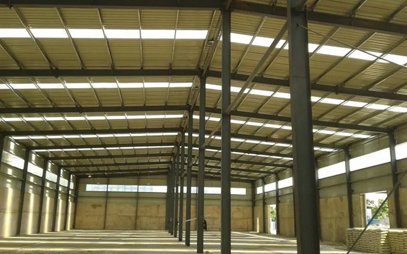 prefabricated warehouse building